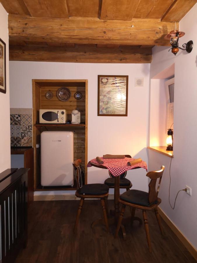 Apartmán Crown Of Karolina Brašov Exteriér fotografie